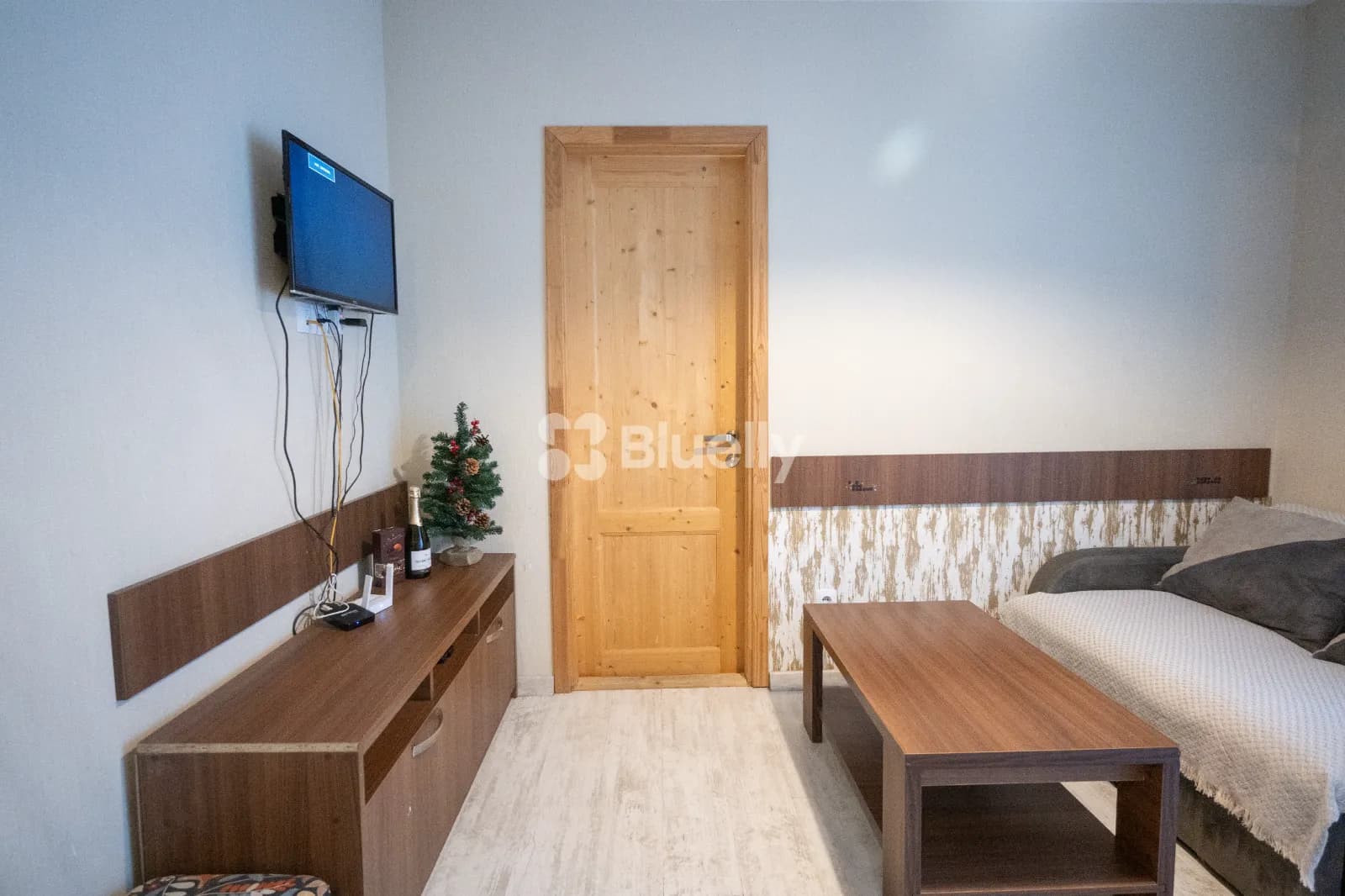 6d3d3ab894e0440aa7cb864eb2eb1571